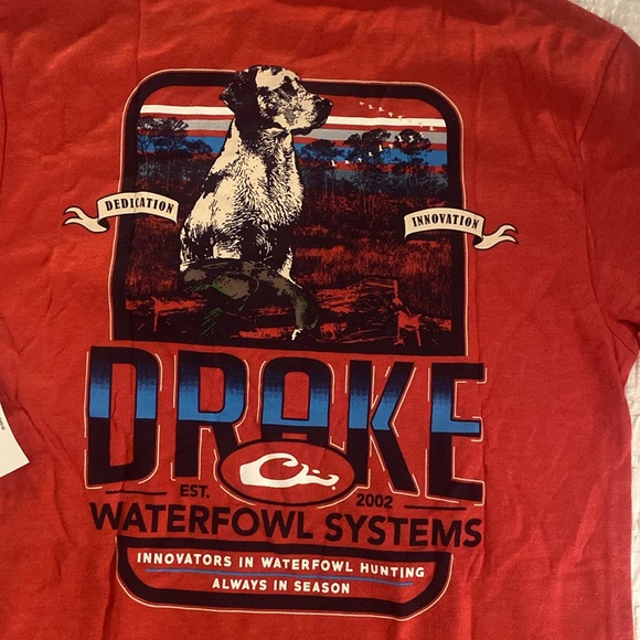 Drake Waterfowl Systems Red Labrador Hunting T-Shirt - Picture 2 of 7